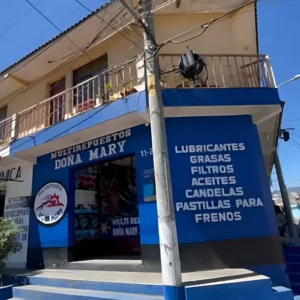 Casa amplia con locales comerciales en Quetzaltenango